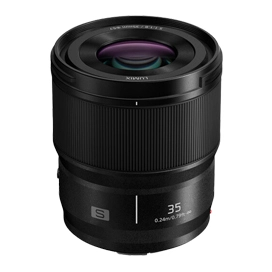 panasonic lumix s 35mm f/1.8 prime lens